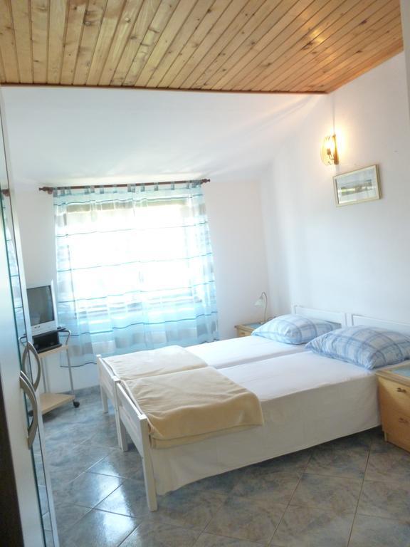 Apartments Spada Poreč Kamer foto